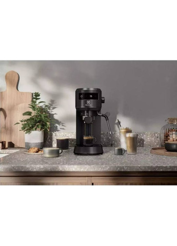Кофеварка E6EC1-6BST Electrolux (323115557)