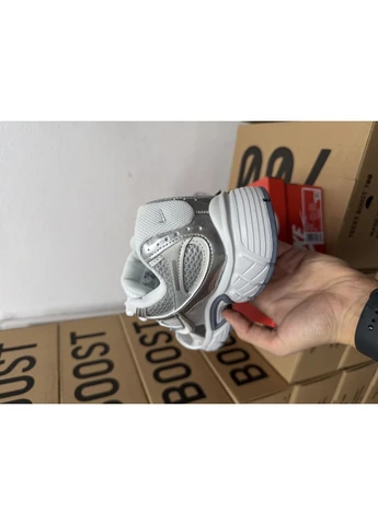 Білі кросівки чоловічі nike v5 rnr white silver найк в5 білі демісезон No Brand