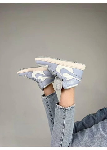 Сірі кросівки чоловічі nike air jordan 1 retro high light smoke grey найк аір джордан сірі демісезон No Brand