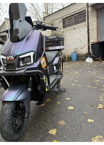 Електроскутер " " модель "V1", 2000 Вт / 72 В 23 А·год графен, до 55 км/год, запас ходу до 50 км Crosser (370203138)