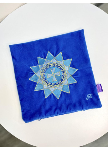 Подушка оберег Звезда Эрцгаммы 30x30 см голубой бархат (NF0186) Tiferet-NF (371772226)