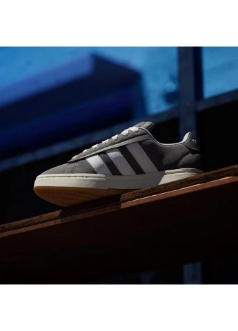 Комбіновані кросівки чоловічі grand court alpha jr0542 всесезон adidas