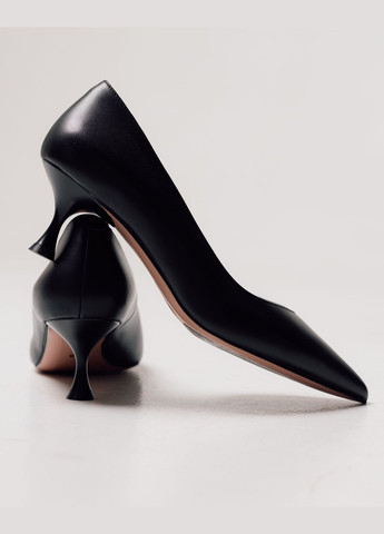 Lottini Туфлі човники на шпильці чорна шкіра чорний з натуральна шкіра, — всесезон (320178636)
