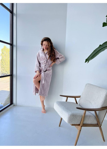 Махровый халат женский чудесный с капюшоном / Теплый женский халат чудесного цвета средней длины с карманами No Brand (366571587)