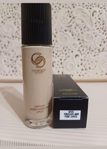 Стойкая минеральная тональная основа giordani gold spf 20 код 42102 Теплый Фарфоровый орифлейм Oriflame (370955349)