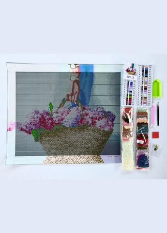 Алмазна мозаїка Дама з корзиною квітів 40х50 см SP112 ColorArt (290192140)