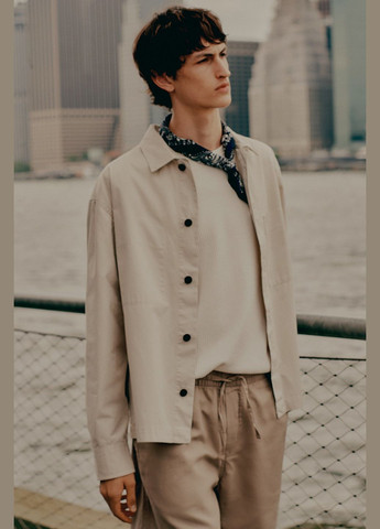 Бежевая демисезонная куртка-рубашка H&M