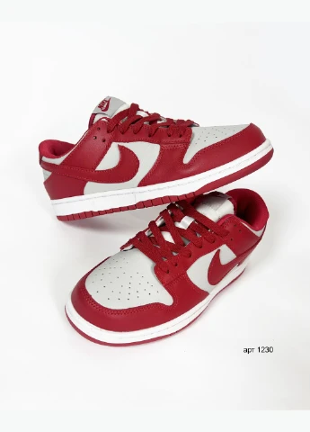 Червоні Осінні кросівки red grey white Nike SB Dunk Low