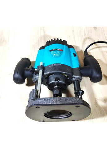 Фрезер с Максимальной цангой 12ММ Чехия БРНО Модель 2200 Усиленное основание Точная регулировка глубины Grand (364120792)