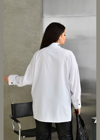 Жіноча блуза із софту колір білий р.60/62 452866 New Trend (285711650)