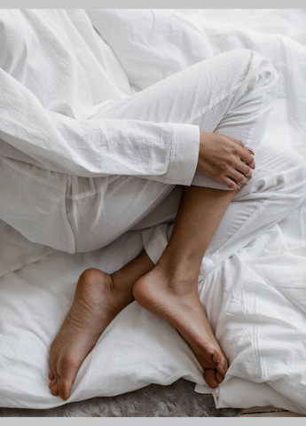 Біла піжама жіноча з вареної бавовни creme m Leglo