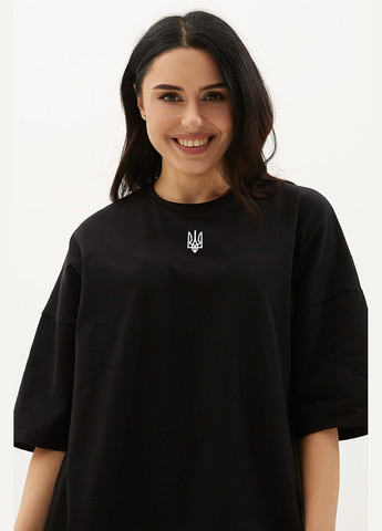 Черная летняя оверсайз женская футболка герб с коротким рукавом Garne