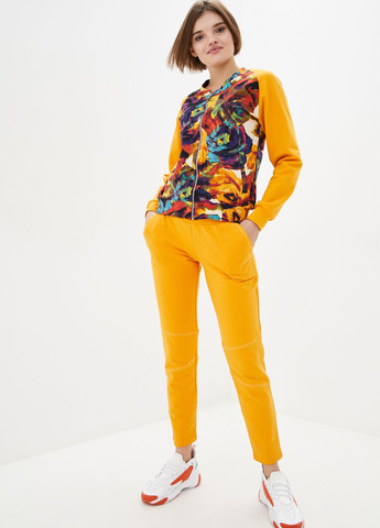 Жіночий спортивний костюм з квітковим принтом у помаранчевих тонах. ORA (282737189)