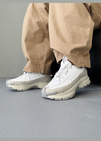 Білі Осінні кросівки чоловічі і жіночі nike vomero roam white beige | найк вомеро роам білі No Brand