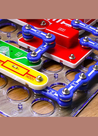 Конструктор электронный Собираем радио 19 деталей DOKA D70703 (331859913)