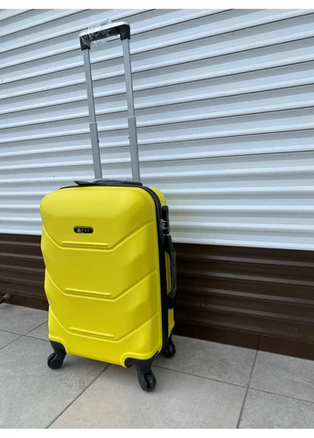 Маленький дорожній Пластиковий Валіза на 4 колесах 37*22*55cm FLY (377750457)