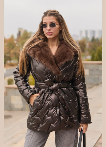 Чорна зимня куртка MN