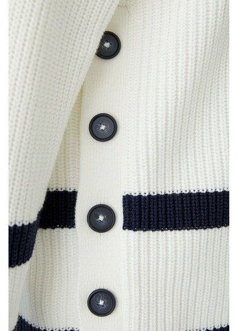 Белый демисезонный женский джемпер белый джемпер Oui