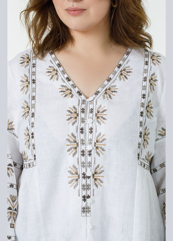 Біла жіноча вишиванка з льону на ґудзиках з орнаментом сіяна, великі розміри (plus size)., р., код 9471/46/101 ГАЛЕРЕЯ ЛЬОНУ