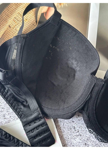 Чорний комплект жіночої нижньої білизни бюст спейсер з трусиками сліп чорний Weiyesi