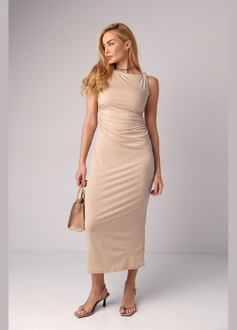 Бежевое силуэтное платье миди без рукавов с драпировкой Lurex