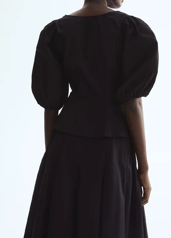 Чёрная блузка H&M