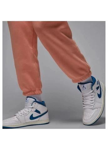 Спортивные штаны женские коралловые FV7077-823 Nike JORDAN BROOKLYN FLEECE PANTS 24 (397845395)