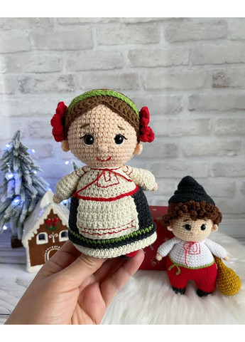 Пара украинцев куклы вязаные украинка казак украинец подарок патриотам No Brand (370368178)