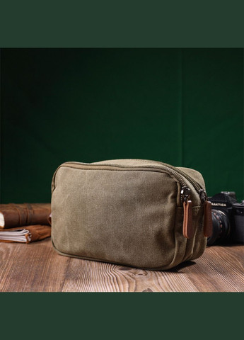 Чоловіча косметичка на два відділення з якісного оливкового текстилю 22231 Vintage (362417775)