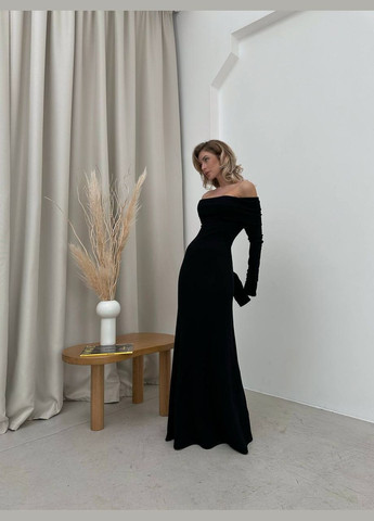 Черное вечернее платье макси с открытыми плечами колокол No Brand однотонное