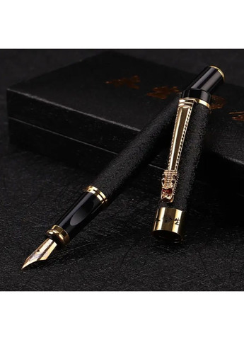 Подарункова чорнильна ручка перова чорна з латунним ковпачком, металевим корпусом та візерунком крокодила 0.5 мм No Brand (362682302)