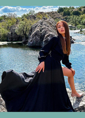 Черное вечернее платье а-силуэт, на запах Annita однотонное