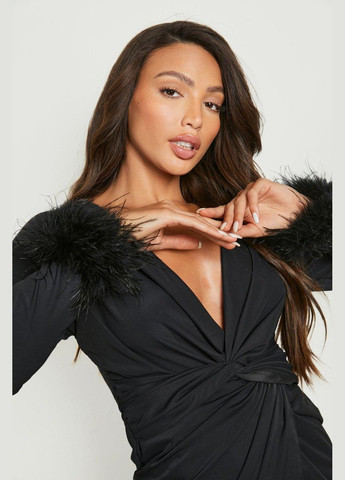 Чорна коктейльна сукня Boohoo однотонна