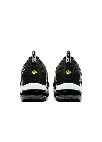 Чорні Осінні чоловічі кросівки air vapormax plus чорний Nike
