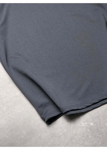 Графитовая футболка Intruder