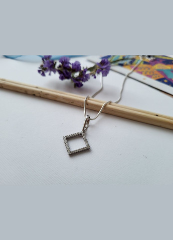 Серебряная подвеска кулон Квадрат с Белыми камнями серебро 925 пробы Родированное 3193р No Brand (306741232)