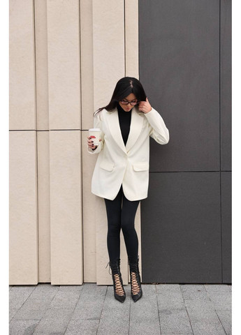 Молочное демисезонное Женский пиджак-пальто однобортное Avanti