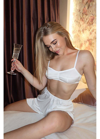 Молочна піжама з шовку paris Perfect Female