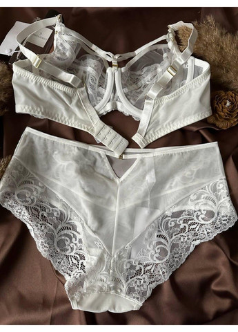 Білий молочний комплект жіночої нижньої білизни з портупеями Lanny Mode