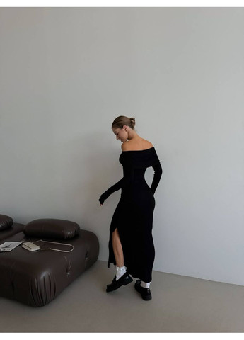 Черное длинное платье из ангоры с открытыми плечами черного цвета 35698 платье-свитер No Brand однотонное