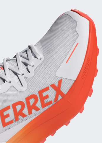 Кросівки для бігу Terrex Agravic 3 Trail adidas білі всесезони (322939407)