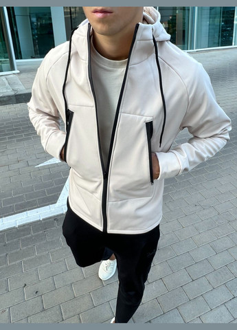 Світло-бежева демісезонна стильна куртка софшел на мікрофлісі Vakko