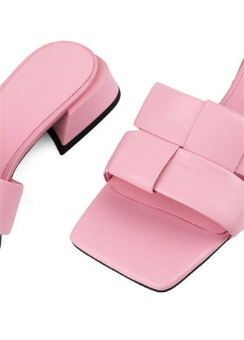 Розовые женские шлепанцы 5291-01-y6370 розовая кожа MIRATON