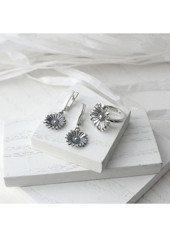 Сережки з підвісками Ромашка срібні 925 Флора Skifska Etnika (364202989)