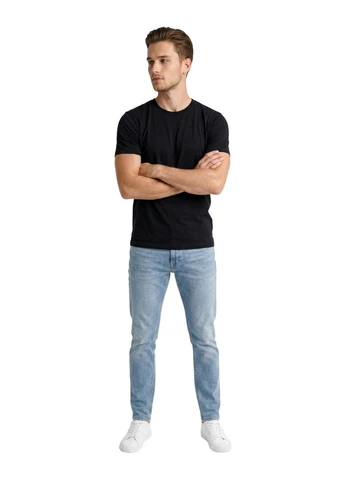 Черная футболка приталенная slim fit мужская pamuklu No Brand
