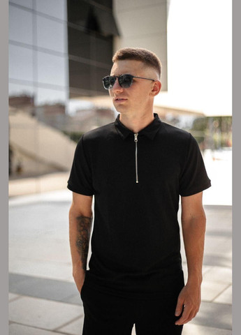 Черная поло комфортное мужское без принта для повседневной носки, летнего гардероба и прогулок с коротким рукавом Intruder