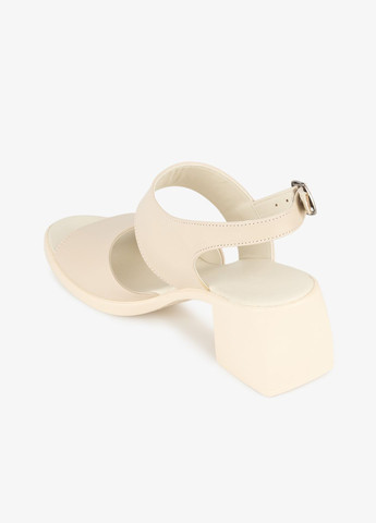 Бежевые босоножки женские 2505 Claire