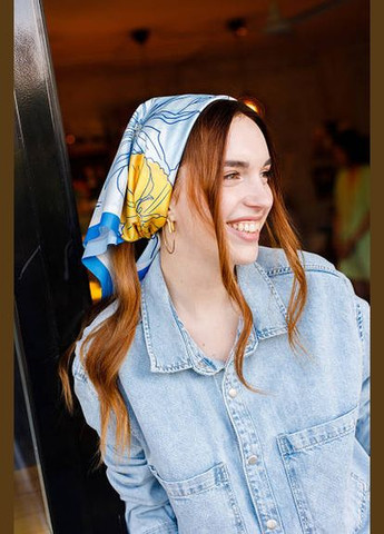 Жіноча хустинка з принтом Квіткова MEREZHKA 5531 (318226487)