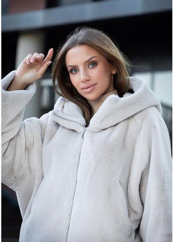 Мягкая экошуба с капюшоном 87-89-002-73 Milk SAM S Samange (367582300)