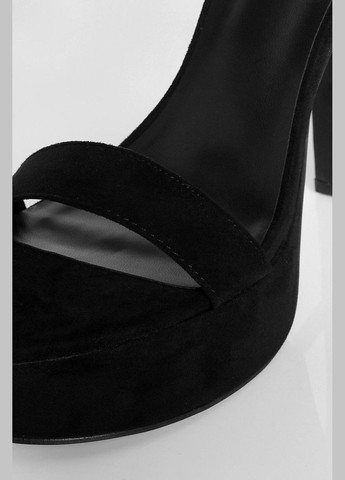 Черные босоножки на каблуке Boohoo